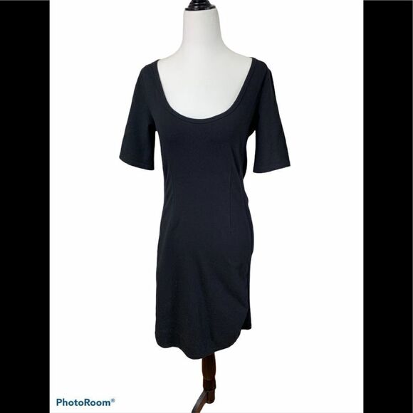 Aritzia Wilfred short sleeve black bodycon… - Picture 5 of 14